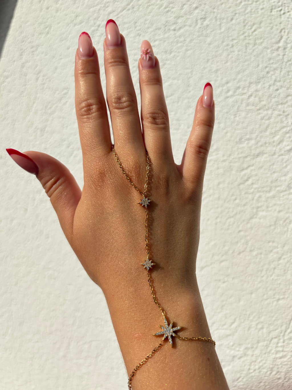 Chaine de main - Astra